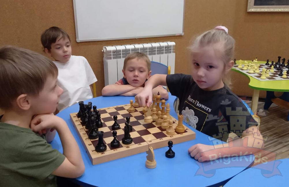 Шахматный турнир в RigaKids