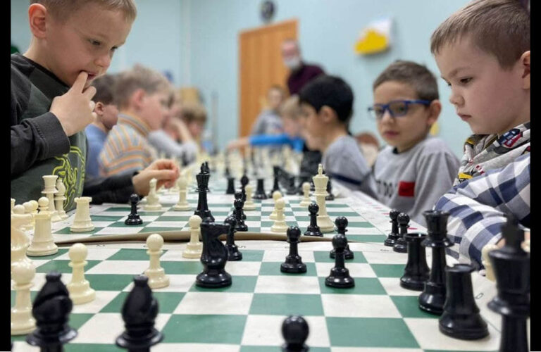 Шахматный турнир в клубе «ВСЕЗНАЙКА»